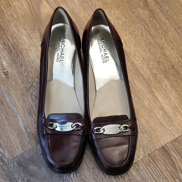 Michael Kors Brown Loafers with Gold Accent and Low Heel - Picture 4 of 7